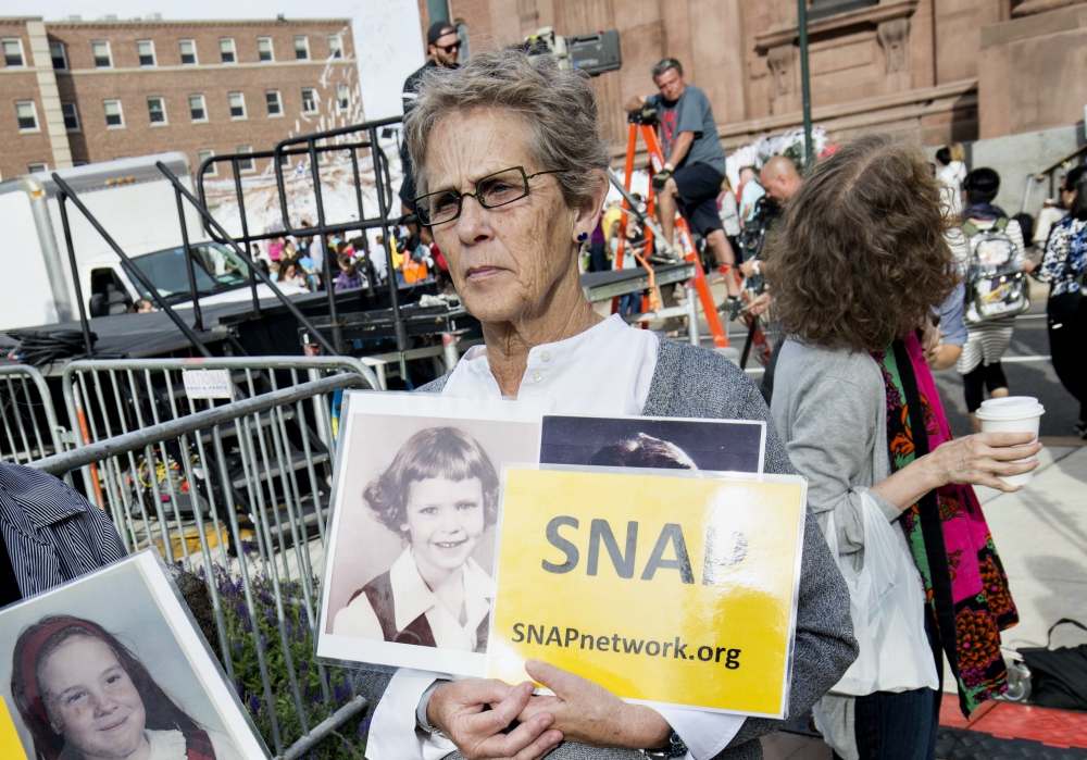 Barbara Dorris at a SNAP demonstration in Philadelphia in 2015 (CNS/Joshua Roberts)