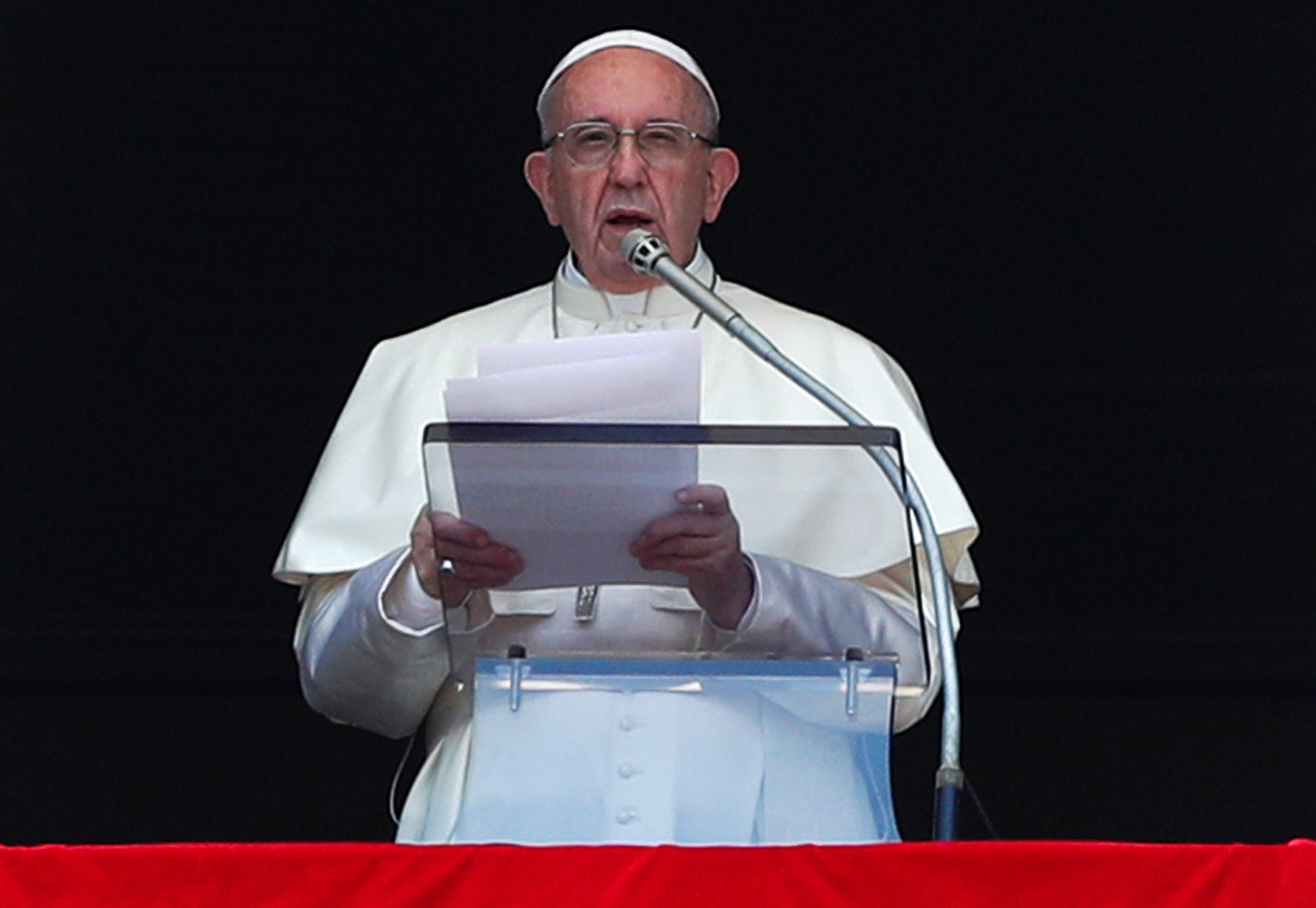 Faith is a relationship, not a set of rules, pope says at Angelus