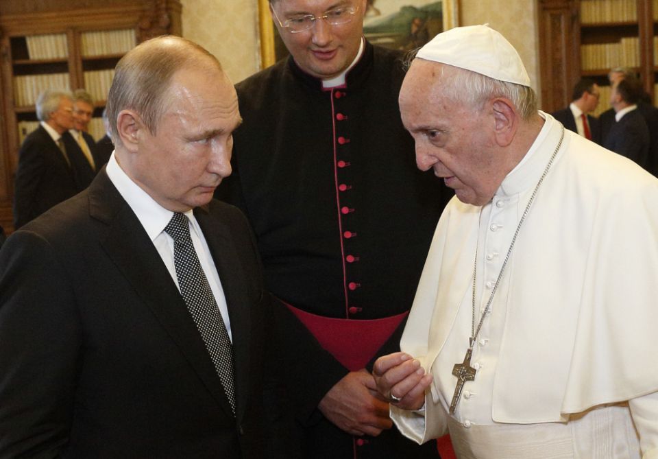 Pope Francis visits Russian Embassy to Holy See to express concerns over war | National Catholic Reporter