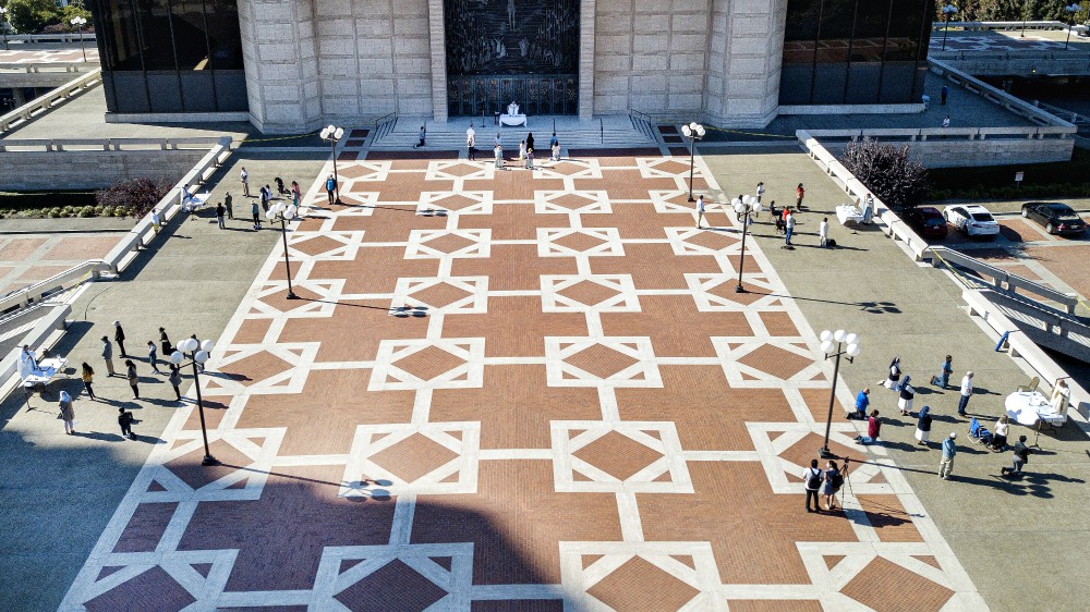 Drone footage shows the plaza of San Francisco's Cathedral of St. Mary of the Assumption with five Masses being celebrated simultaneously Aug. 15. (CNS/Archdiocese of San Francisco/Dennis Callahan) Drone footage shows the plaza of San Francisco's Cathedral of St. Mary of the Assumption with five Masses being celebrated simultaneously Aug. 15. (CNS/Archdiocese of San Francisco/Dennis Callahan)