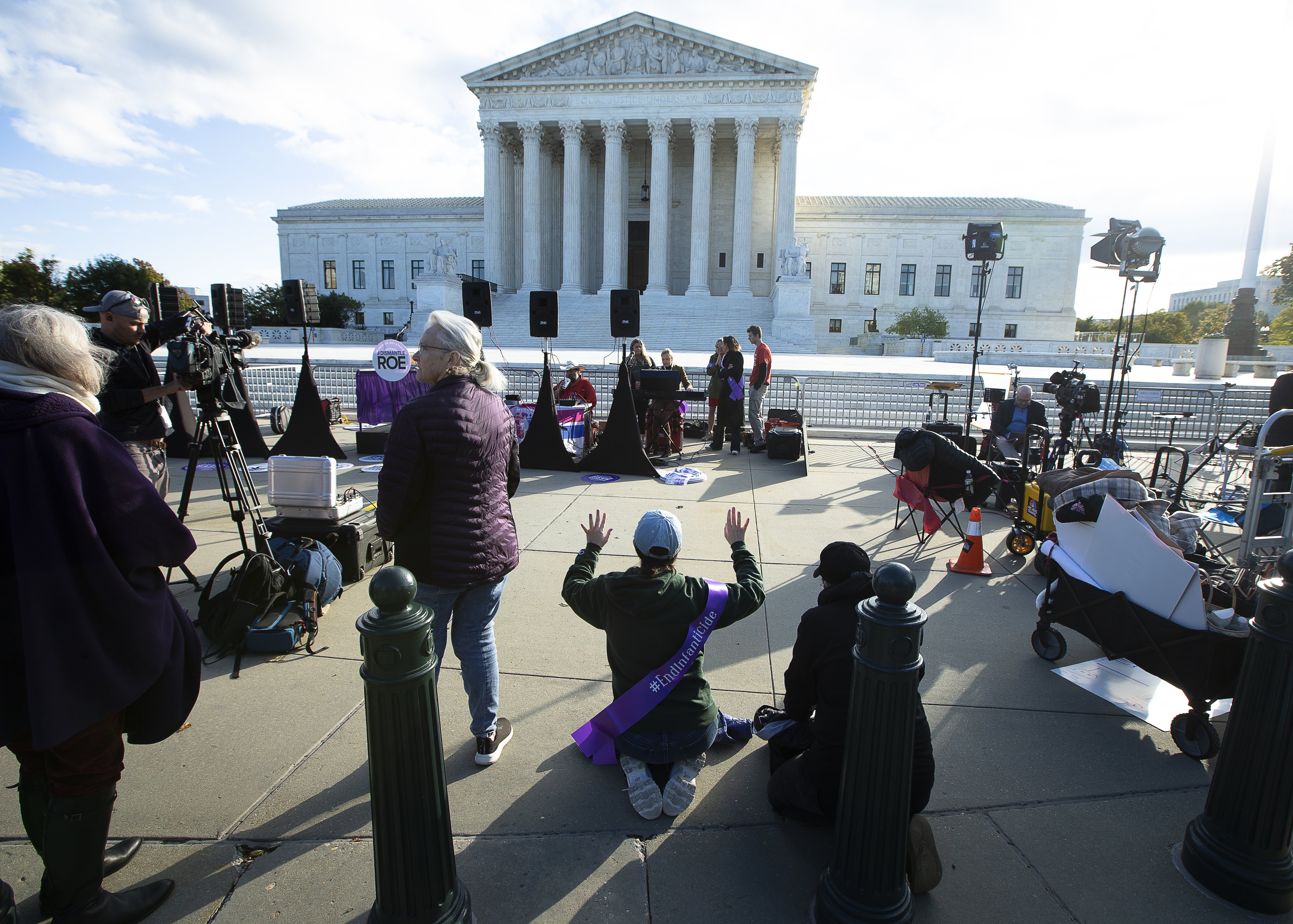 Pro-life advocates pray near the U.S. Supreme Court in Washington Nov. 1, 2021. (CNS photo/Tyler Orsburn)