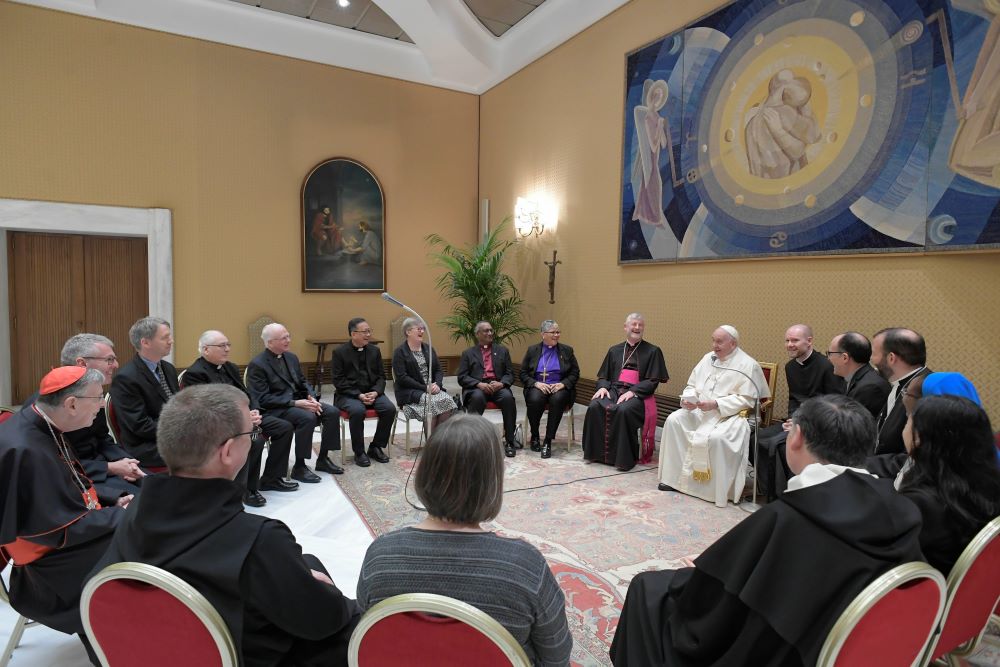 Pope meets with ecumenical group