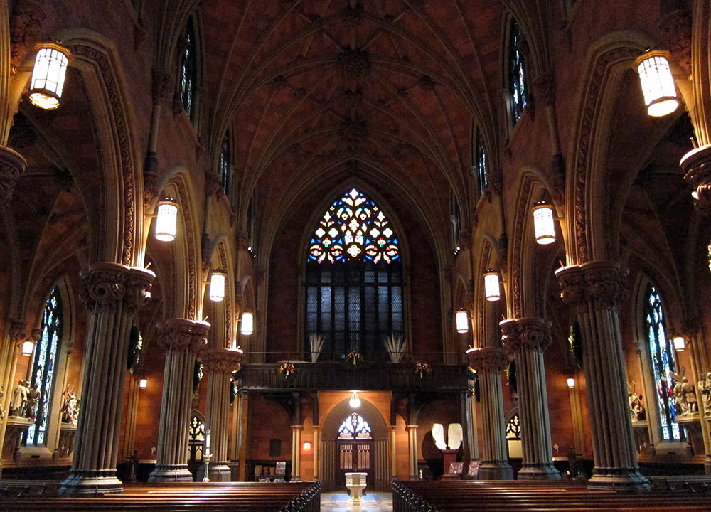 The interior of the Cathedral of the Immaculate Conception in Albany, New York (Wikimedia Commons/Nheyob)