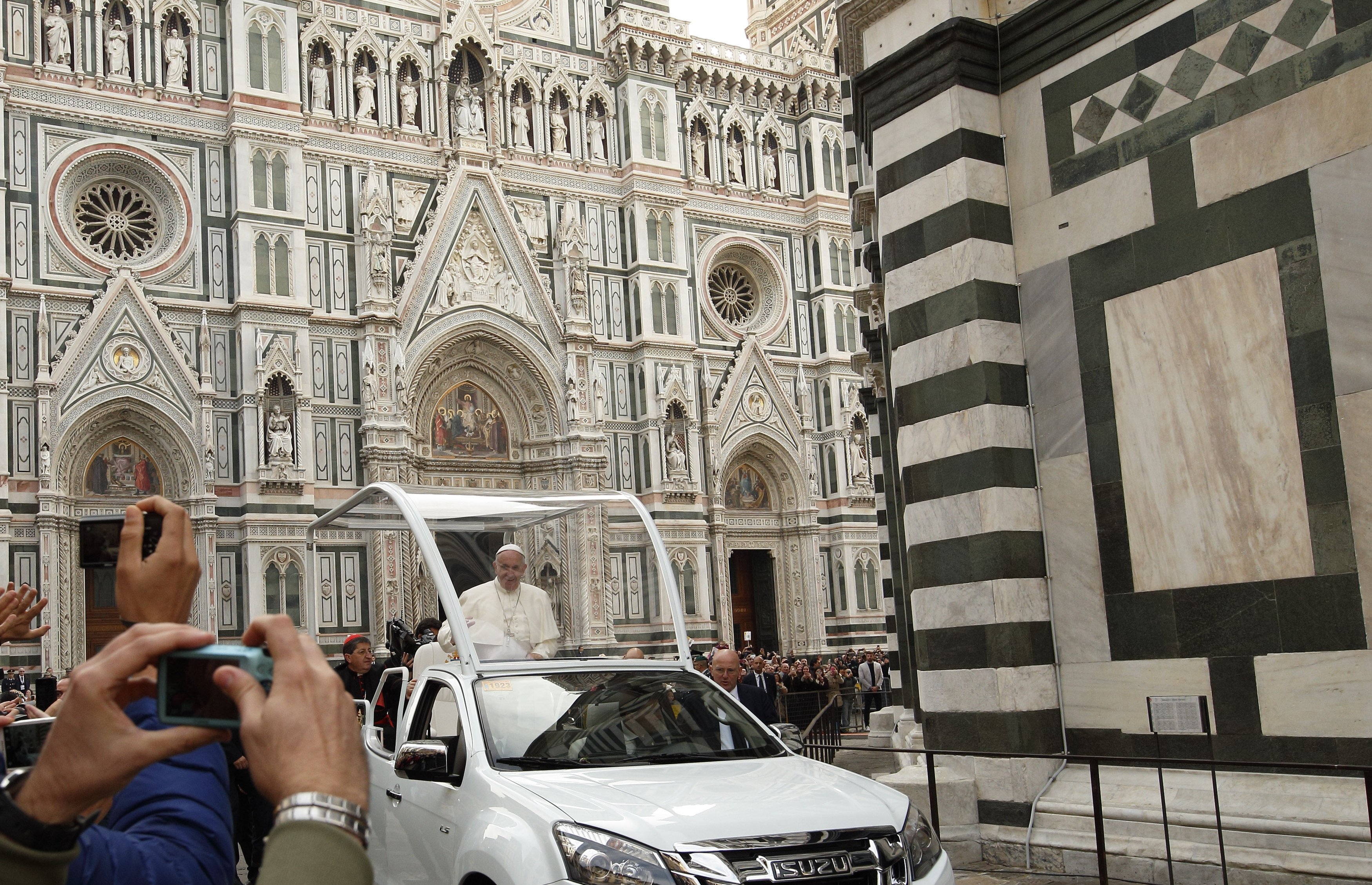 Pope Francis arrives outside the the Cathedral of Santa Maria del Fiore in Florence, Italy, in this Nov. 10, 2015, file photo. (CNS photo/Paul Haring)