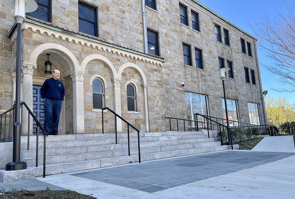 Fr. Jim O'Shea, provincial for the Passionists, welcomes guests to the Thomas Berry Place for the grand opening ceremony on Earth Day 2022. (Courtesy of Milton Javier Bravo)