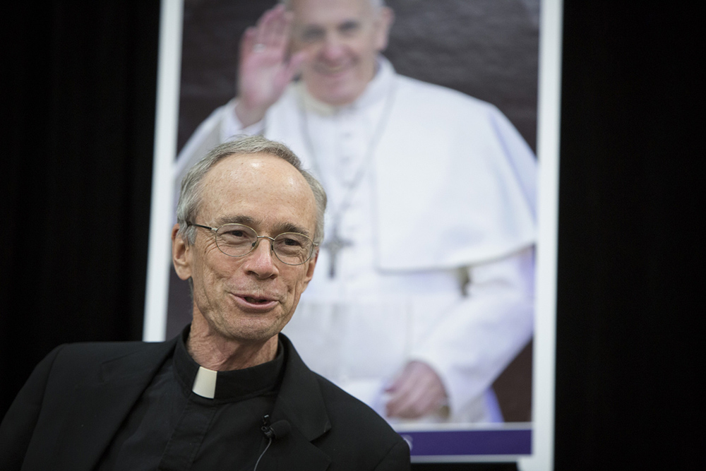 Jesuit Fr. Thomas Reese moderates a discussion on economic justice in 2015. (CNS/Nancy Wiechec)