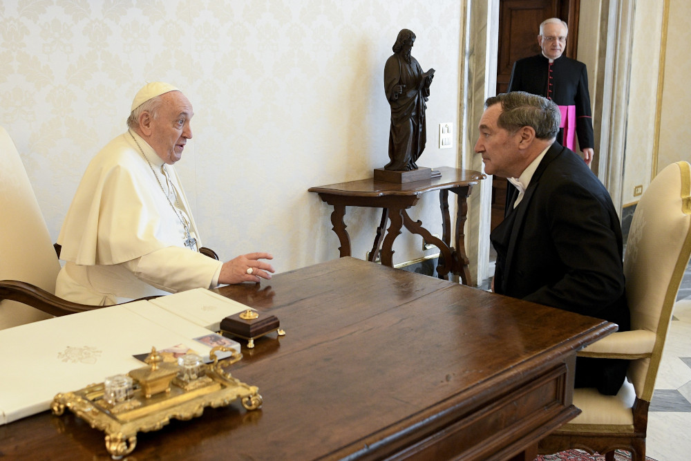 Pope Francis talks with Joe Donnelly, new U.S. ambassador to the Holy See, during a meeting for the ambassador to present his letters of credential, at the Vatican April 11, 2022. (CNS/Vatican Media)