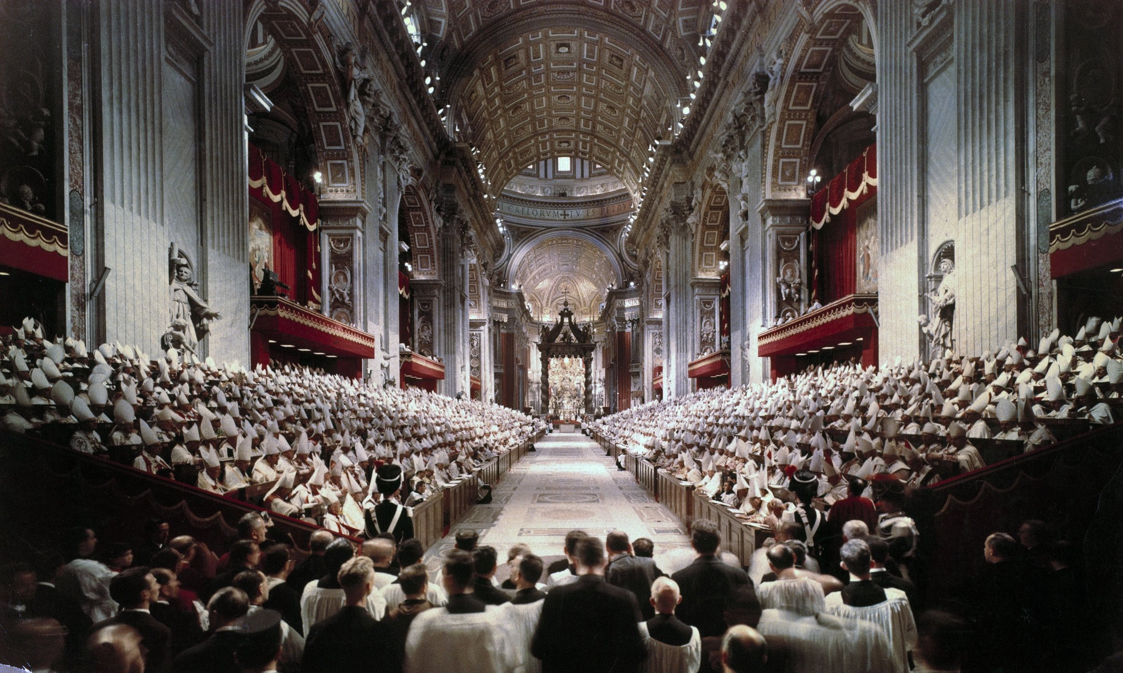 The opening session of the Second Vatican Council in St. Peter's Basilica at the Vatican Oct. 11, 1962. (CNS/Catholic Press Photo/Giancarlo Giuliani)