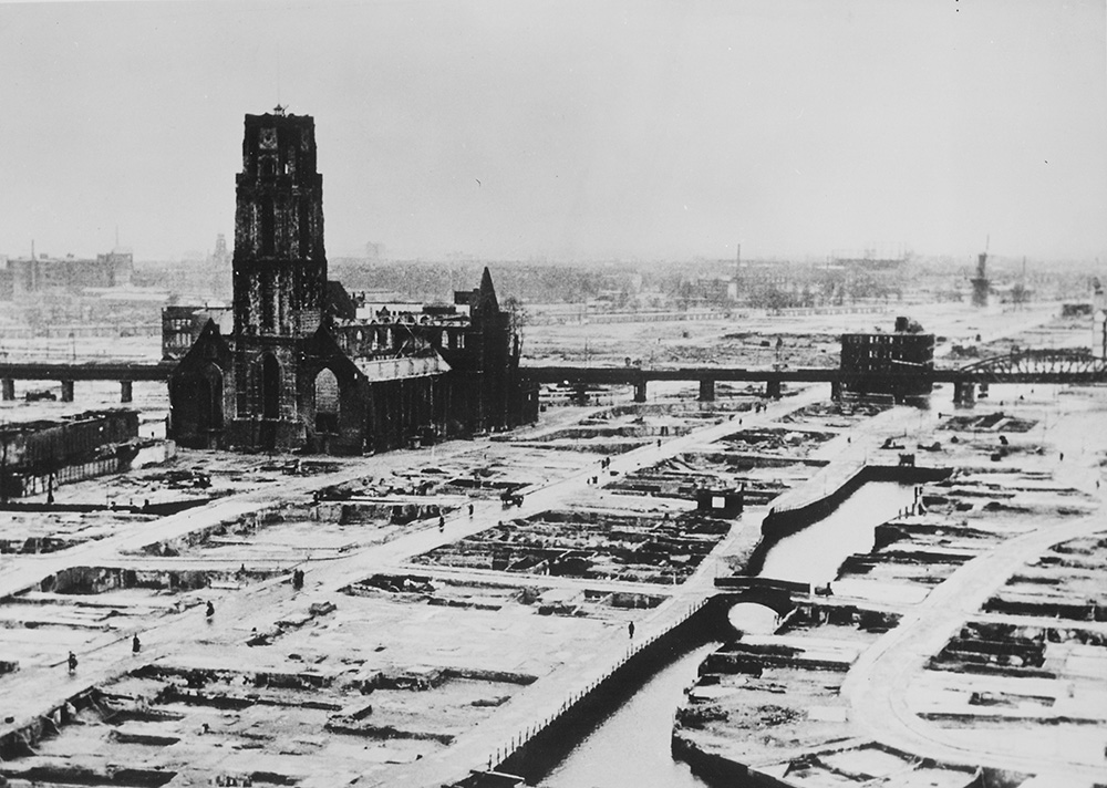 The city of Rotterdam, the Netherlands, after German bombardement in 1940 (Wikimedia Commons/Rijksdienst voor het Cultureel Erfgoed)