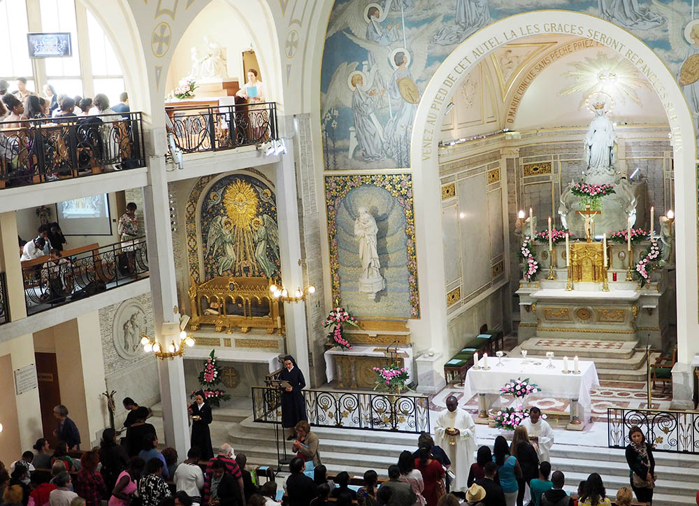 Virtual Tour: The Miraculous Medal Chapel - National Shrine of the