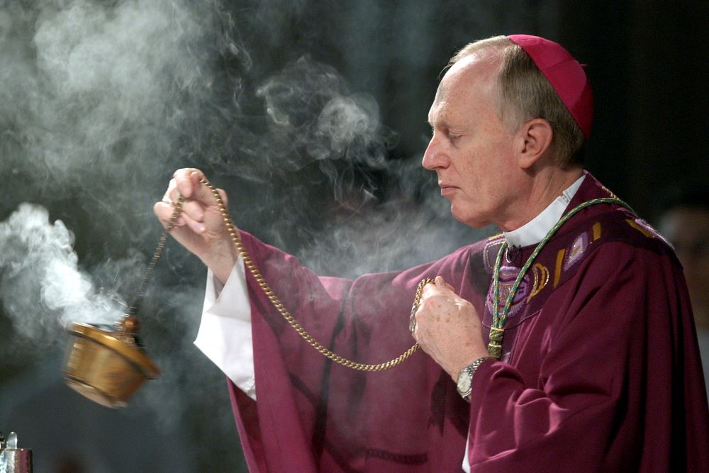 Bishop Howard Hubbard swings incense during an Ash Wednesday communion service, at the Cathedral of the Immaculate Conception, Feb. 25, 2004, in Albany, N.Y. Hubbard, who retired in 2014, died Aug. 19 at age 84. (AP/Jim McKnight, File)
