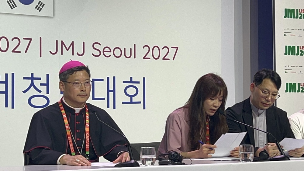 South Korean Archbishop Peter Chung Soon-taek speaking at a press conference, saying he is grateful for Seoul being named host city of 2027 World Youth Day.