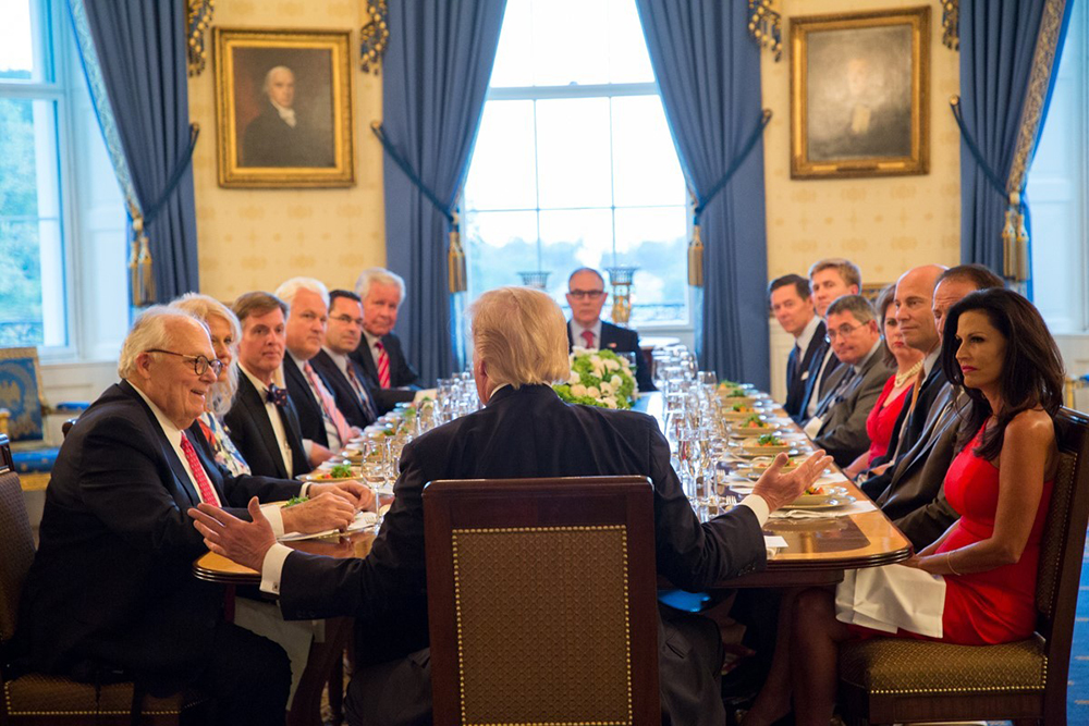 President Donald Trump hosts a dinner Sept. 25, 2017, in the Blue Room at the White House in Washington, D.C., with grassroots leaders, Penny Nance, CEO of Concerned Women for America; Tim Phillips, president of the Americans for Prosperity; Matt Schlapp, chairman of the American Conservative Union; Leonard Leo, executive vice president of the The Federalist Society; Ralph Reed, chairman of the Faith & Freedom Coalition; Marjorie Dannenfelser, President of the Susan B. Anthony List; Ed Feulner, Founder and
