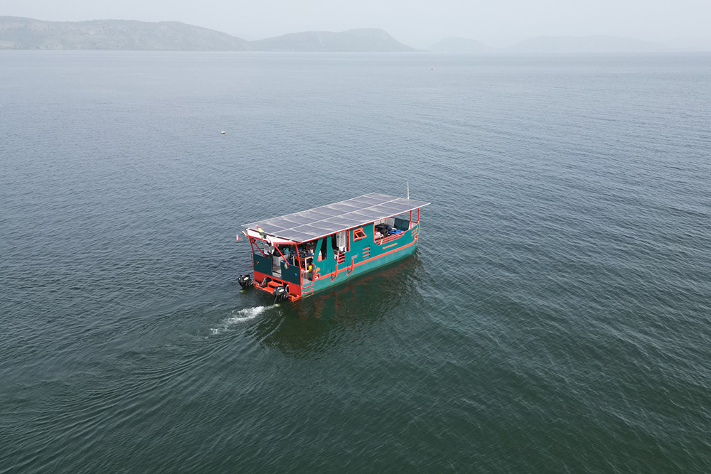 "The Woman Who Does Not Fear" travels on the Volta Lake in Ghana. (Courtesy of the Or Foundation)