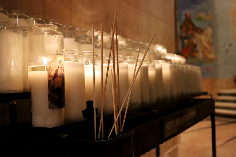 Votive candles are seen in the Basilica of the National Shrine of the Immaculate Conception in Washington, D.C. (NCR photo/Teresa Malcolm)