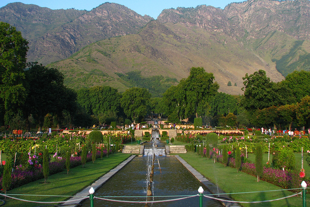 Mughal gardens in the Srinagar district of Jammu and Kashmir, India. (Wikimedia Commons/Sheikhaijaz 786)