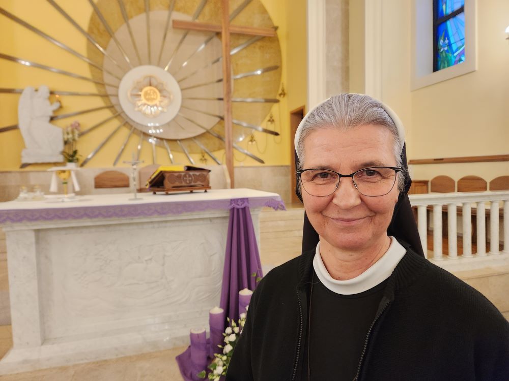 La Hna. Franka Bagarić es la superiora provincial de las Hermanas Escolares de San Francisco de Cristo Rey en Mostar, Bosnia, ciudad destruida en gran parte durante la guerra de Bosnia. (Foto: GSR/Chris Herlinger)