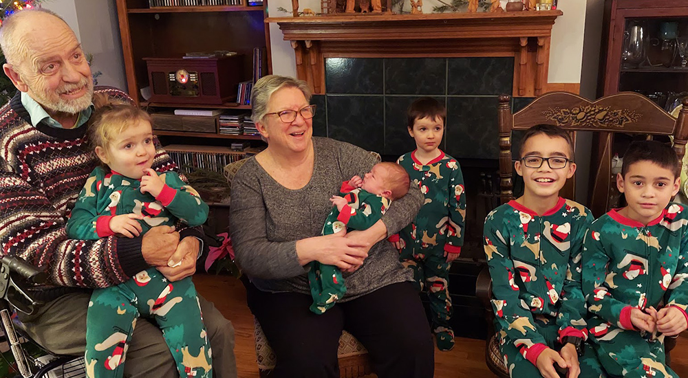 Bob and Eileen Heineman are pictured with their five grandchildren at Christmas 2022. (Courtesy of Eileen Heineman)