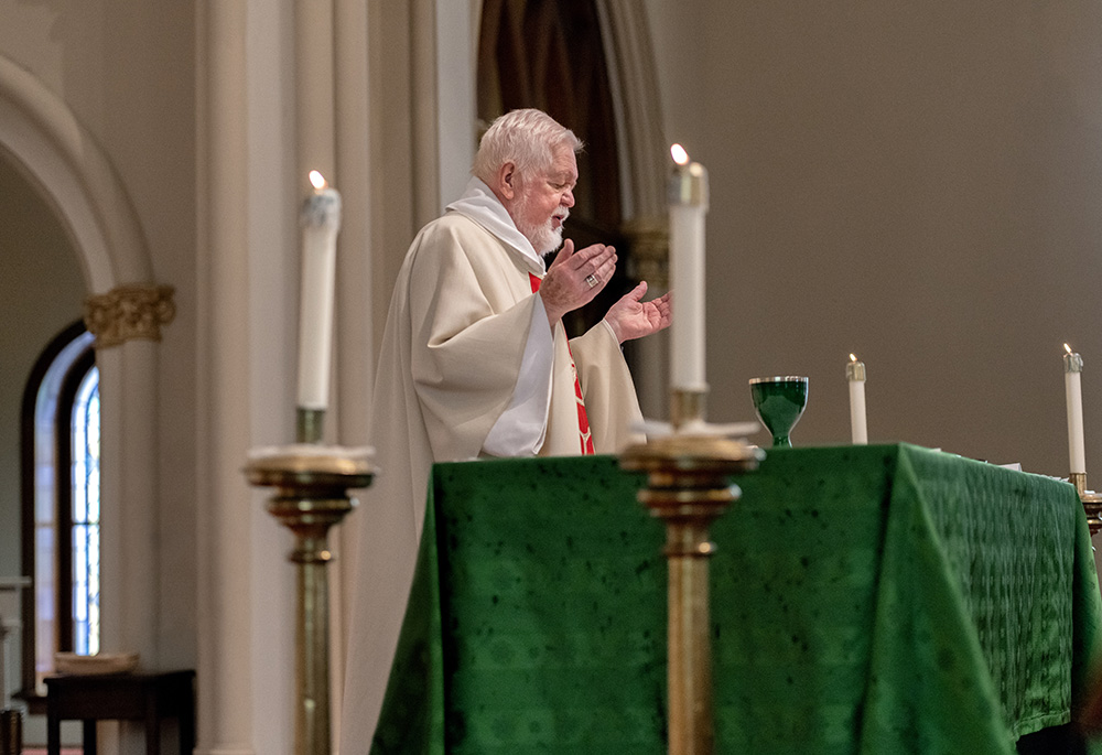 Mgsr. Henry Gracz celebrates Mass at the Catholic Shrine of the Immaculate Conception in Atlanta, Georgia, in November 2023. (Courtesy of The Georgia Bulletin)