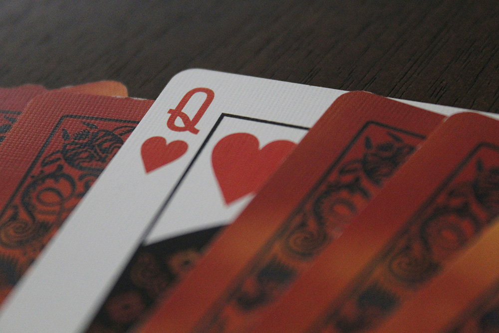 Queen of Hearts (Unsplash/Laine Cooper)