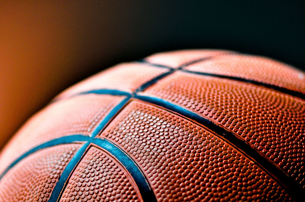 Close-up of a basketball (Unsplash/Kylie O'Sullivan)