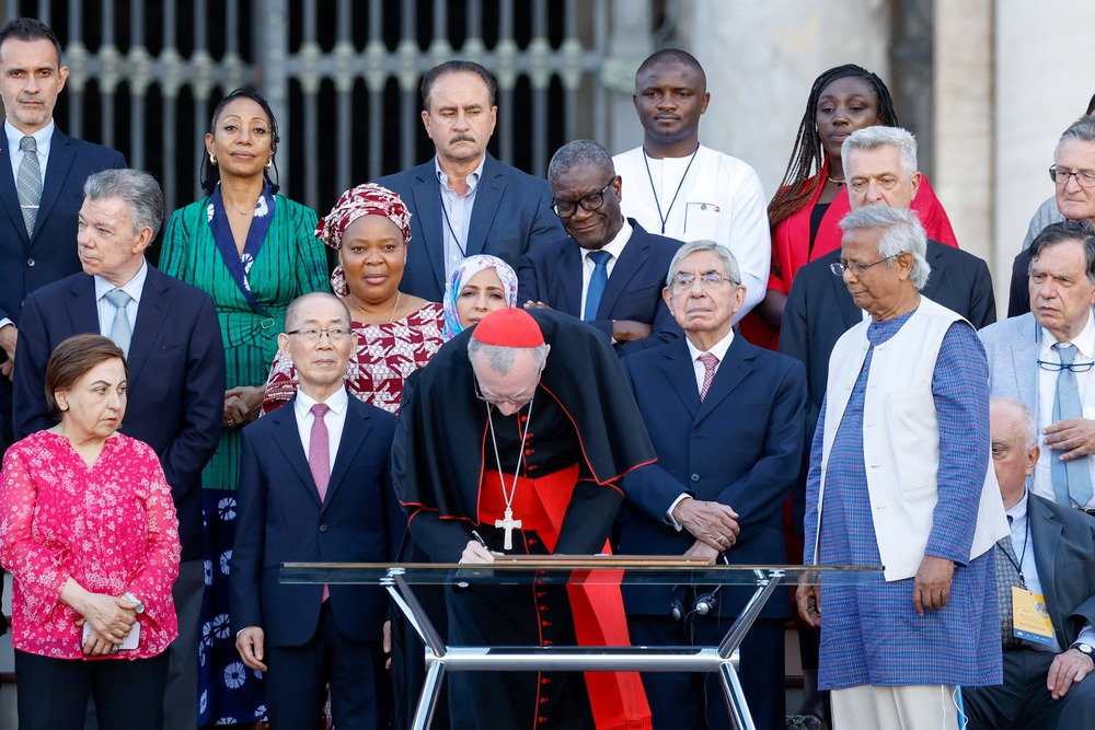 Cardinal Parolin says Vatican will attend Ukraine peace summit ...