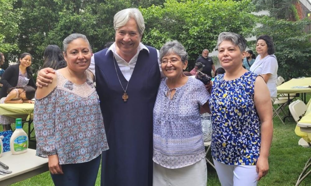 Sr. Martha de la Torre Juárez, second from right, with Sr. Norma Pimentel and two women from women's support groups, during a meeting organized by Strangers No Longer in summer 2022