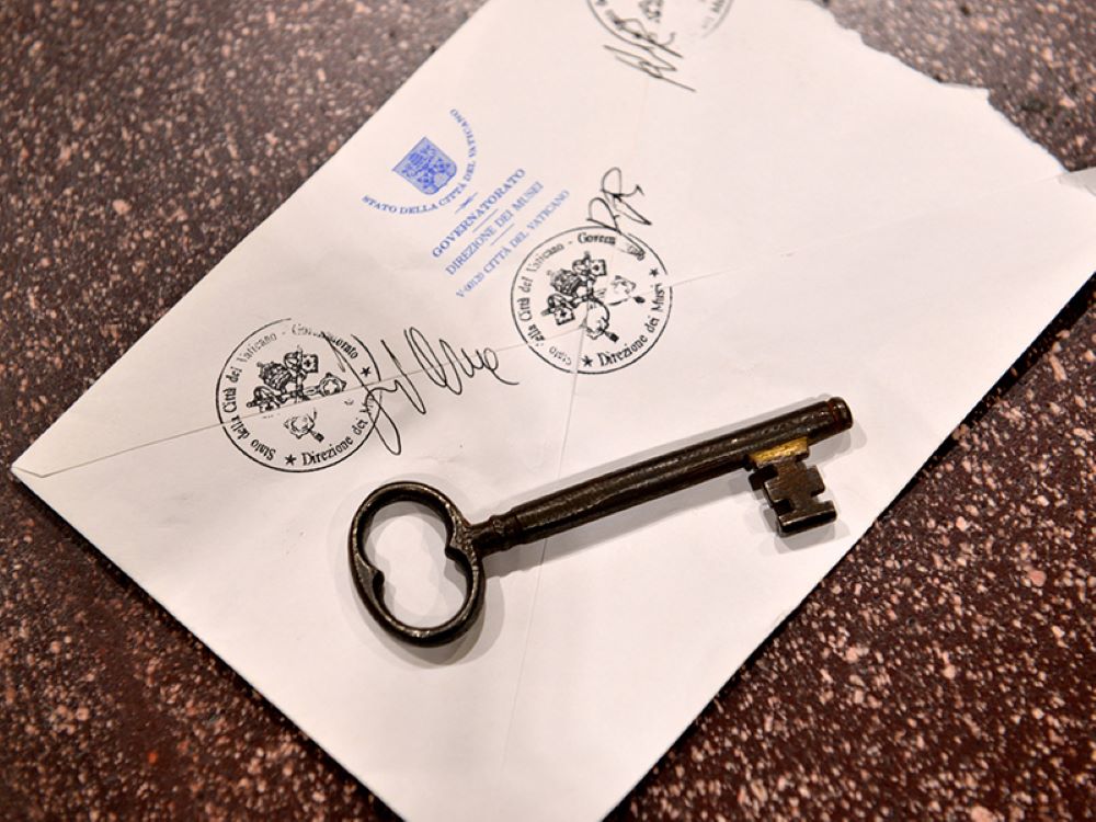 Vatican key Vatican key