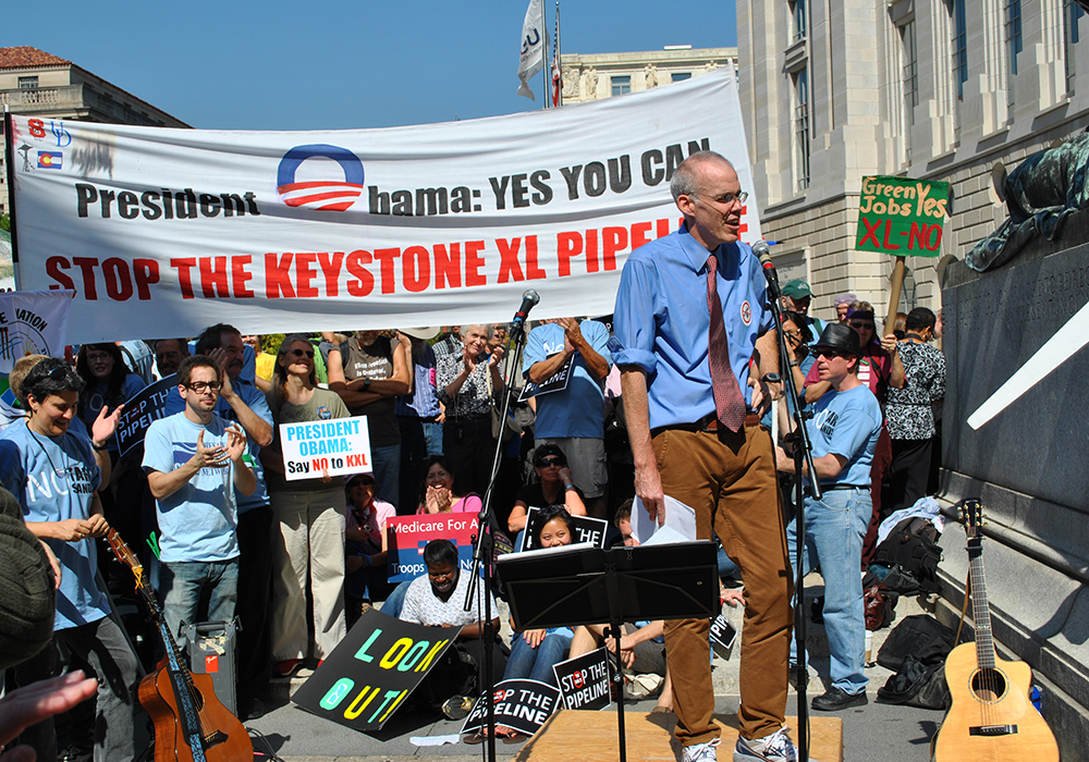 Bill McKibben speaks at a "Stop the Keystone XL" pipeline rally, outside a State Department hearing at the Ronald Reagan building in Washington, on Oct. 7, 2011. (Wikimedia Commons/chesapeakeclimate, CC BY SA 2.0)