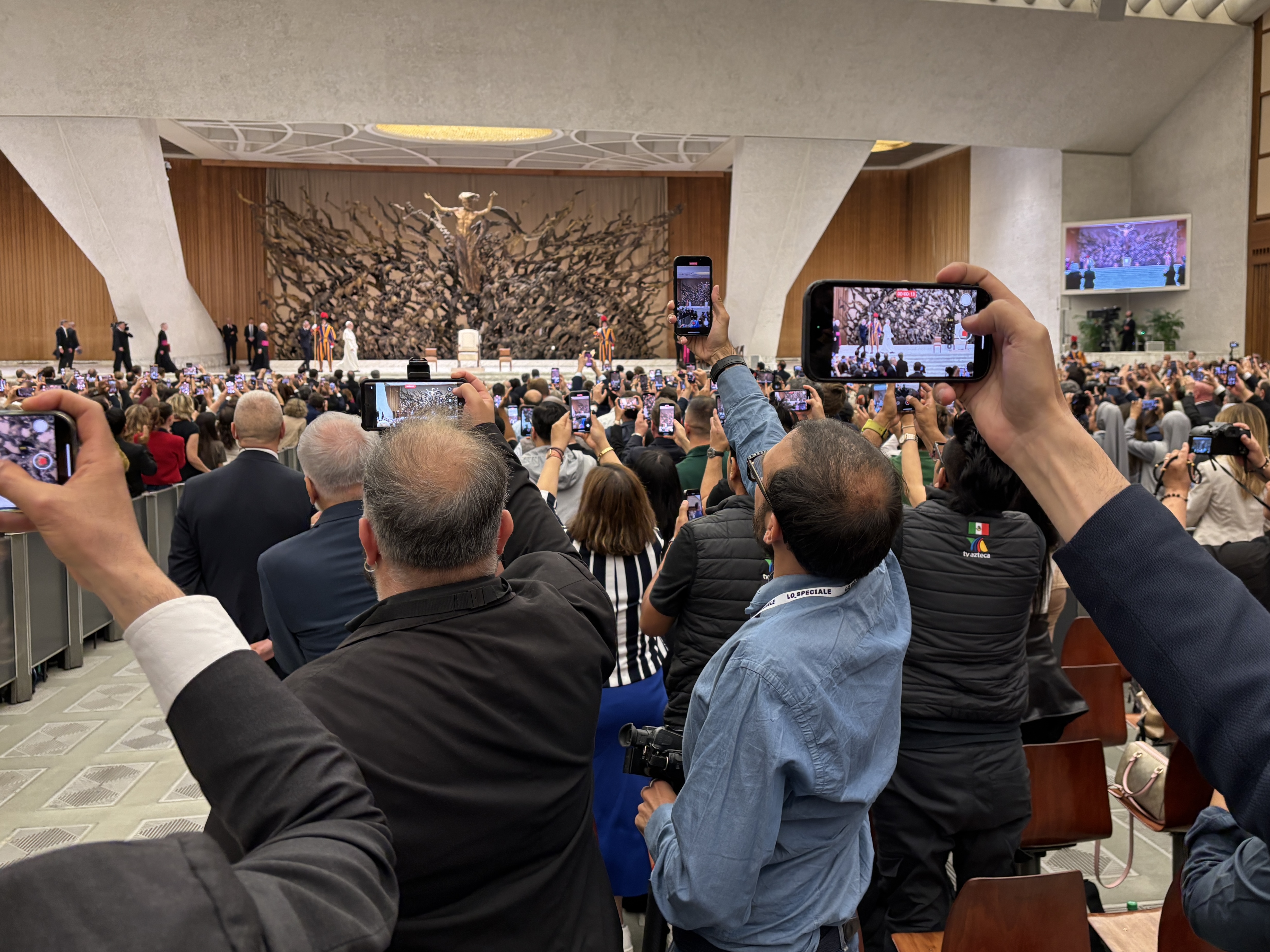 Pope Leo XIV on Monday called for the release of imprisoned journalists Pope Leo XIV on Monday called for the release of imprisoned journalists