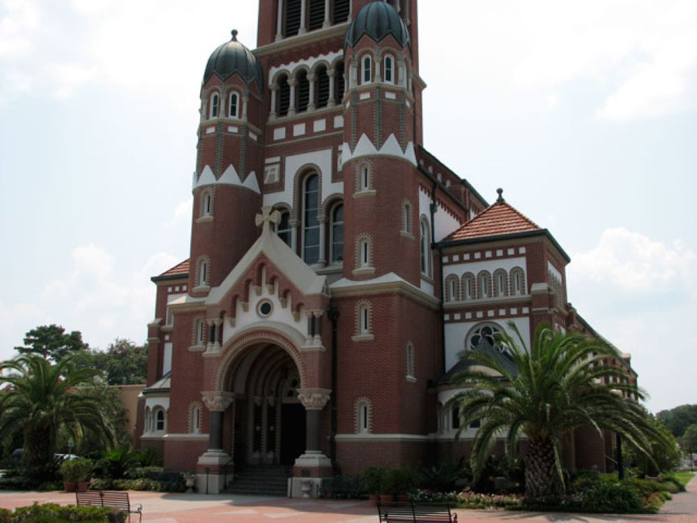 St. John the Evangelist Cathedral in Lafayette, Louisiana St. John the Evangelist Cathedral in Lafayette, Louisiana