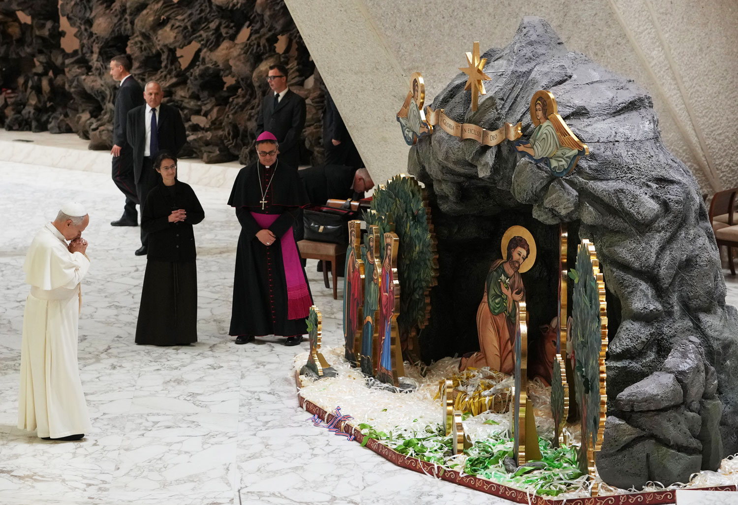Pope Leo's first Vatican Christmas crèche carries message of peace |  National Catholic Reporter