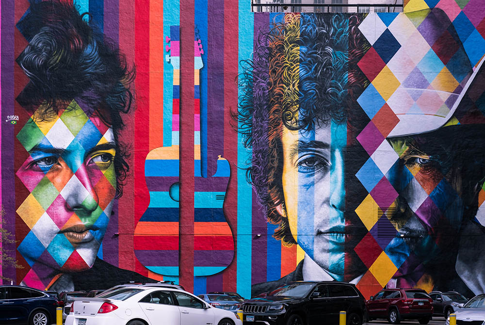 A mural of Bob Dylan in Minneapolis, Minnesota (Flickr/Sharon Mollerus, CC by 2.0) A mural of Bob Dylan in Minneapolis, Minnesota (Flickr/Sharon Mollerus, CC by 2.0)