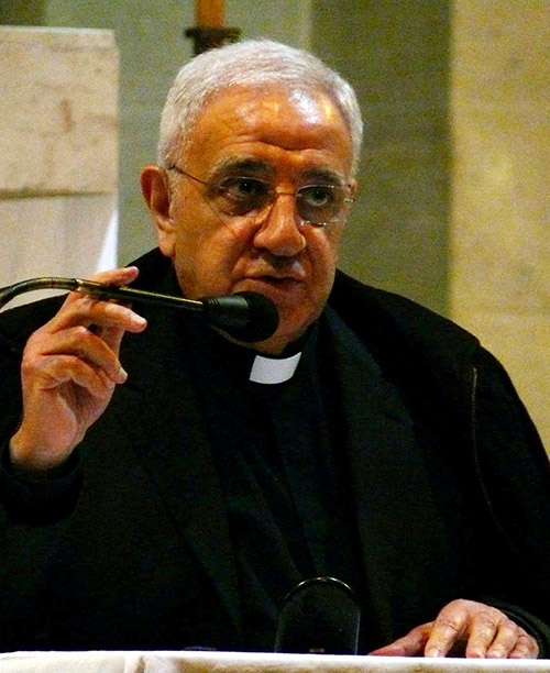 Msgr. Tony Anatrella speaks during a conference in Lille, France, in 2012. (Wikimedia Commons/Peter Potrowl)