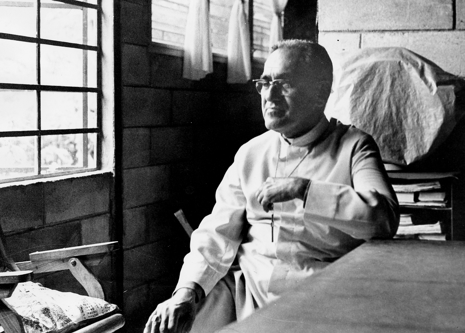 Blessed Óscar Romero in Ateos, El Salvador, in 1979 (NCR photo/June Carolyn Erlick)