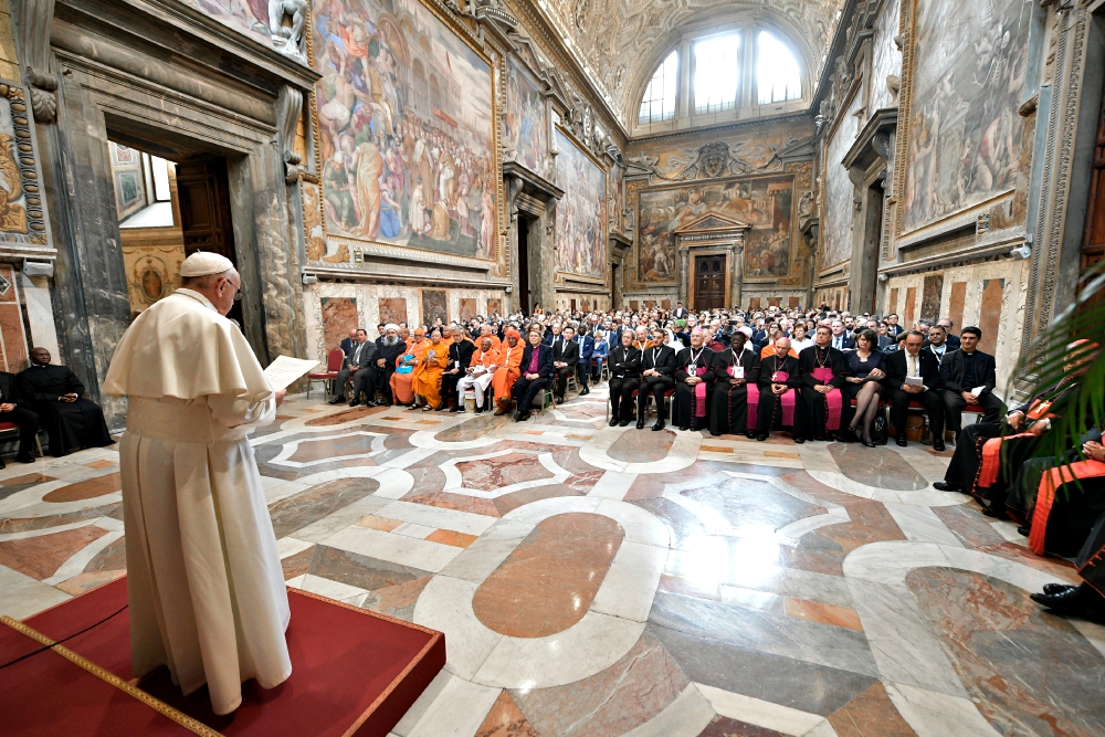Pope Francis meets March 8 at the Vatican with representatives of the world's religious traditions and experts in the fields of development, the environment and health care. (CNS/Vatican Media) Pope Francis meets March 8 at the Vatican with representatives of the world's religious traditions and experts in the fields of development, the environment and health care. (CNS/Vatican Media)