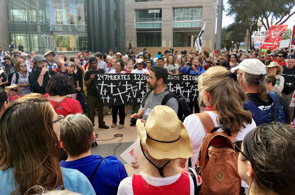 Protesting Operation Streamline at the Federal Courthouse in Tucson, Arizona (Eileen Harrington, CoL)