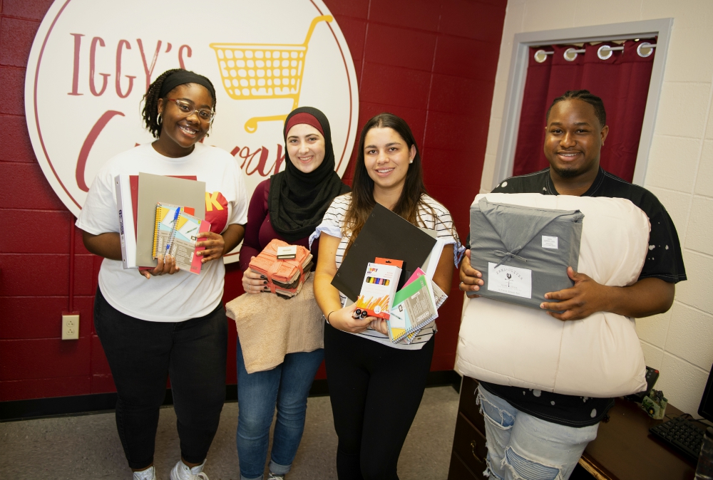 Students volunteer at Iggy's Cupboard, which is dedicated to providing meals to students, faculty and staff struggling with food insecurity at Loyola University New Orleans. (Courtesy of Loyola University)