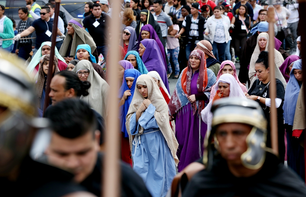 Actors take part in the Via Crucis through the Washington suburbs of Takoma Park and Silver Spring, Maryland, March 30, 2018. More than 200 actors and 2,000 other people participated. (CNS/Catholic Standard/Jaclyn Lippelmann)