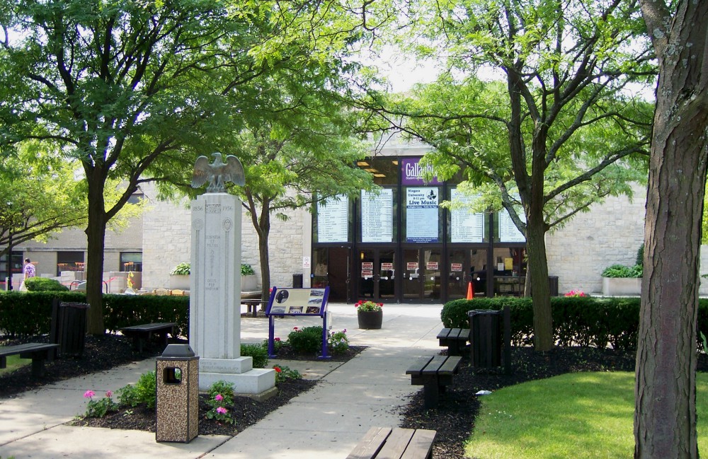 The main entrance to Niagara University´s Gallagher Center, which houses athletics offices and basketball courts (Wikimedia Commons/Banderas) The main entrance to Niagara University´s Gallagher Center, which houses athletics offices and basketball courts (Wikimedia Commons/Banderas)