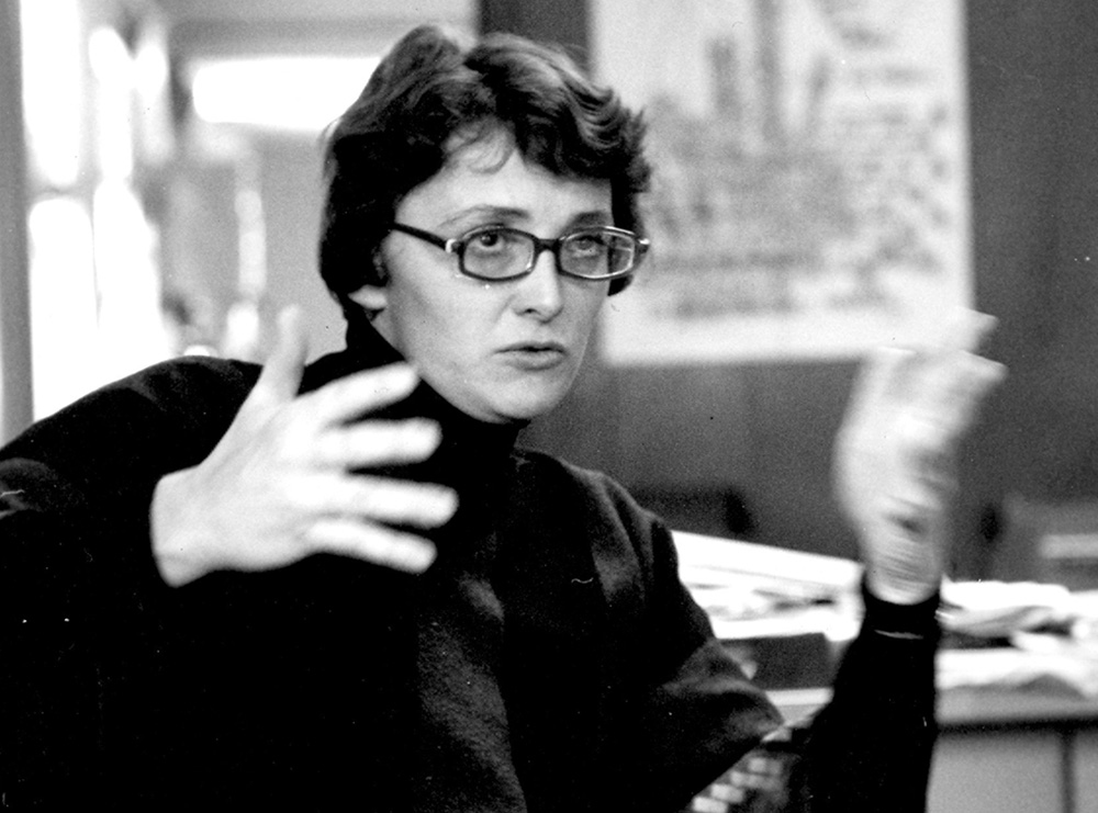 Rosemary Radford Ruether in conversation in 1974 (NCR file photo)