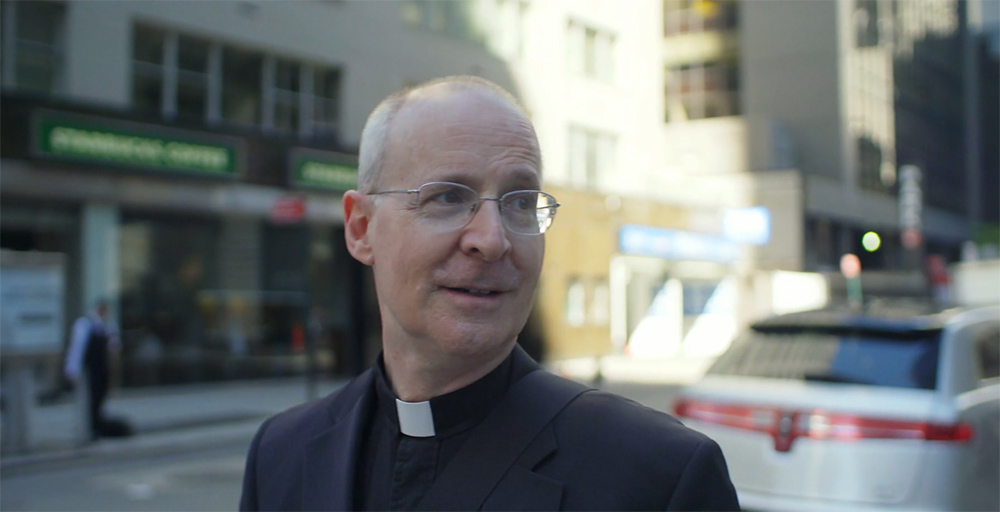 Jesuit Fr. James Martin walks through New York City in a still from the 2021 film "Building a Bridge," executive produced by Martin Scorsese. (NCR screenshot/Obscured Pictures) Jesuit Fr. James Martin walks through New York City in a still from the 2021 film "Building a Bridge," executive produced by Martin Scorsese. (NCR screenshot/Obscured Pictures)