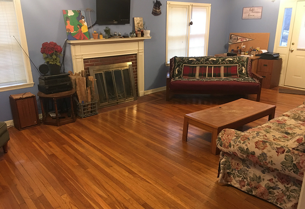 The living room in Eliza B. Conley House in Kansas City, Kansas (Courtesy of Terry Rouse)