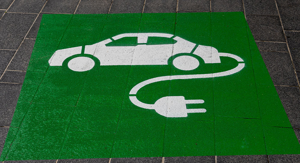 Electric vehicle charging station (Unplash/Michael Marais)