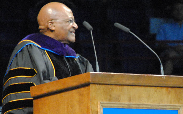 Archbishop Desmond Tutu speaks at Gonzaga University’s commencement May 13 in Spokane, Wash. (SpokaneFAVS/Tracy Simmons)