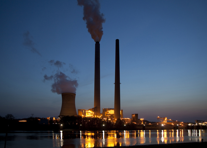 A CNS file photo of smoke from the American Electric Power's coal-fired Mountaineer Power Plant is seen in 2010 on the banks of the Ohio River in New Haven, W.Va.(CNS photo/Jim West)