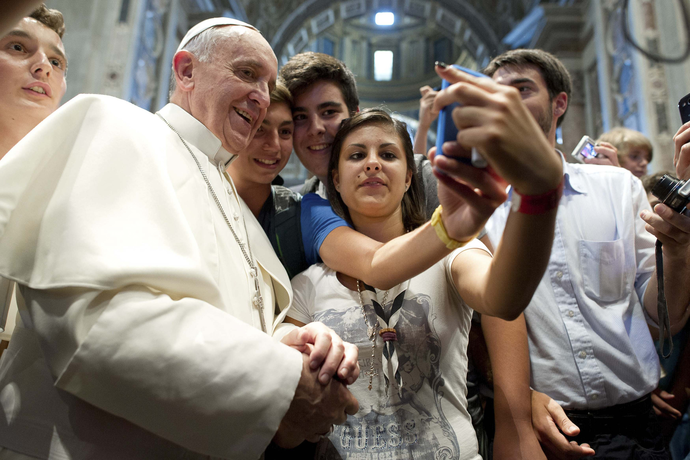 Pope Francis takes a 'selfie'  (CNS photo)