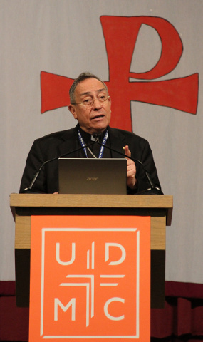 Honduran Cardinal Oscar Rodriguez Maradiaga, coordinator of Pope Francis' Council of Cardinals, gives the keynote address at the seventh annual University of Dallas Ministry Conference Oct. 25 in Irving, Texas. (CNS/The Texas Catholic/Seth Gonzales)
