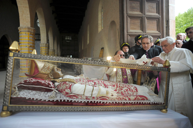 Whither thou goest: Pope speaks openly of ways his pontificate may end | National Catholic Reporter