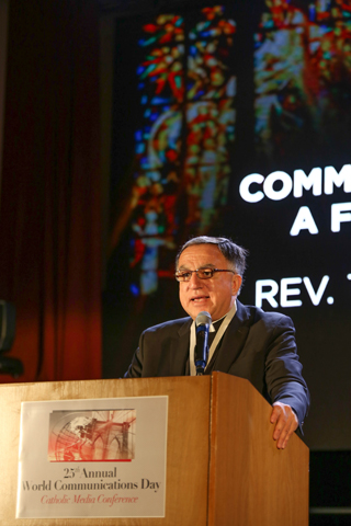 Basilian Fr. Thomas Rosica, CEO of Salt and Light Television Network in Canada and an English-language assistant to the Holy See Press Office, speaks May 11 during the 25th annual observance of World Communications Day in Brooklyn, N.Y. (CNS/Robert M. Longo) 